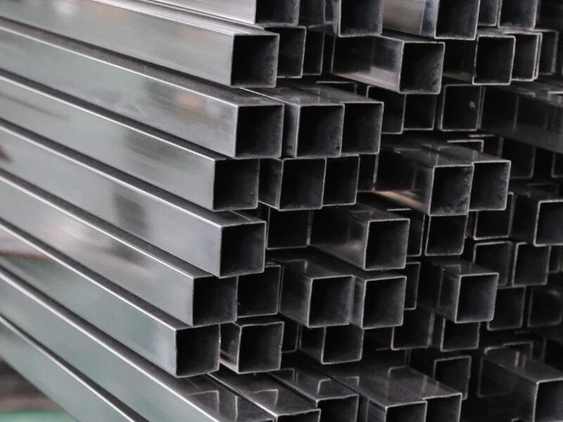 Stainless steel welded pipe