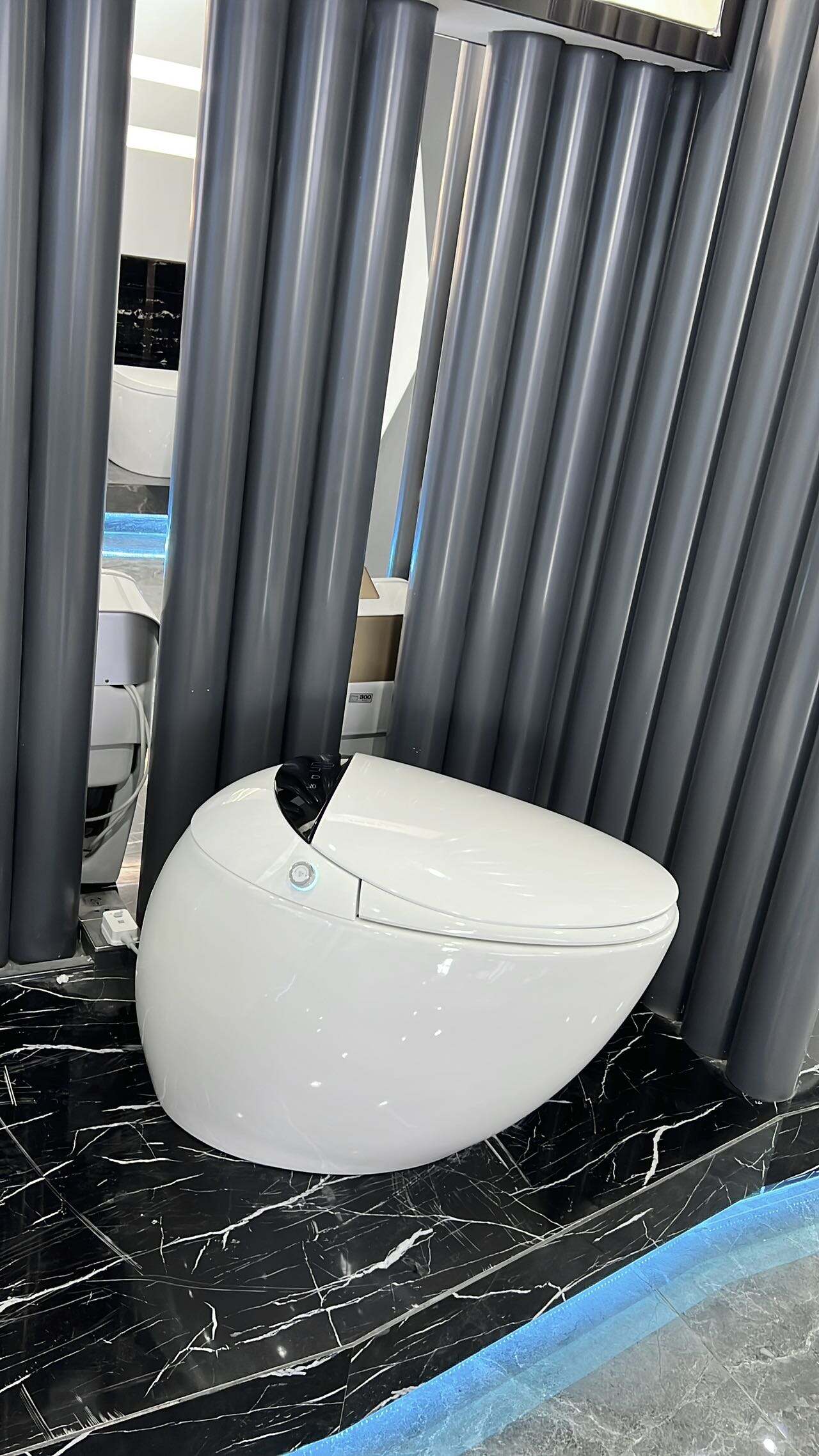 Modern sanitary ware white color floor mounted automatic bathroom water closet intelligent commode ceramic smart toilet manufacture