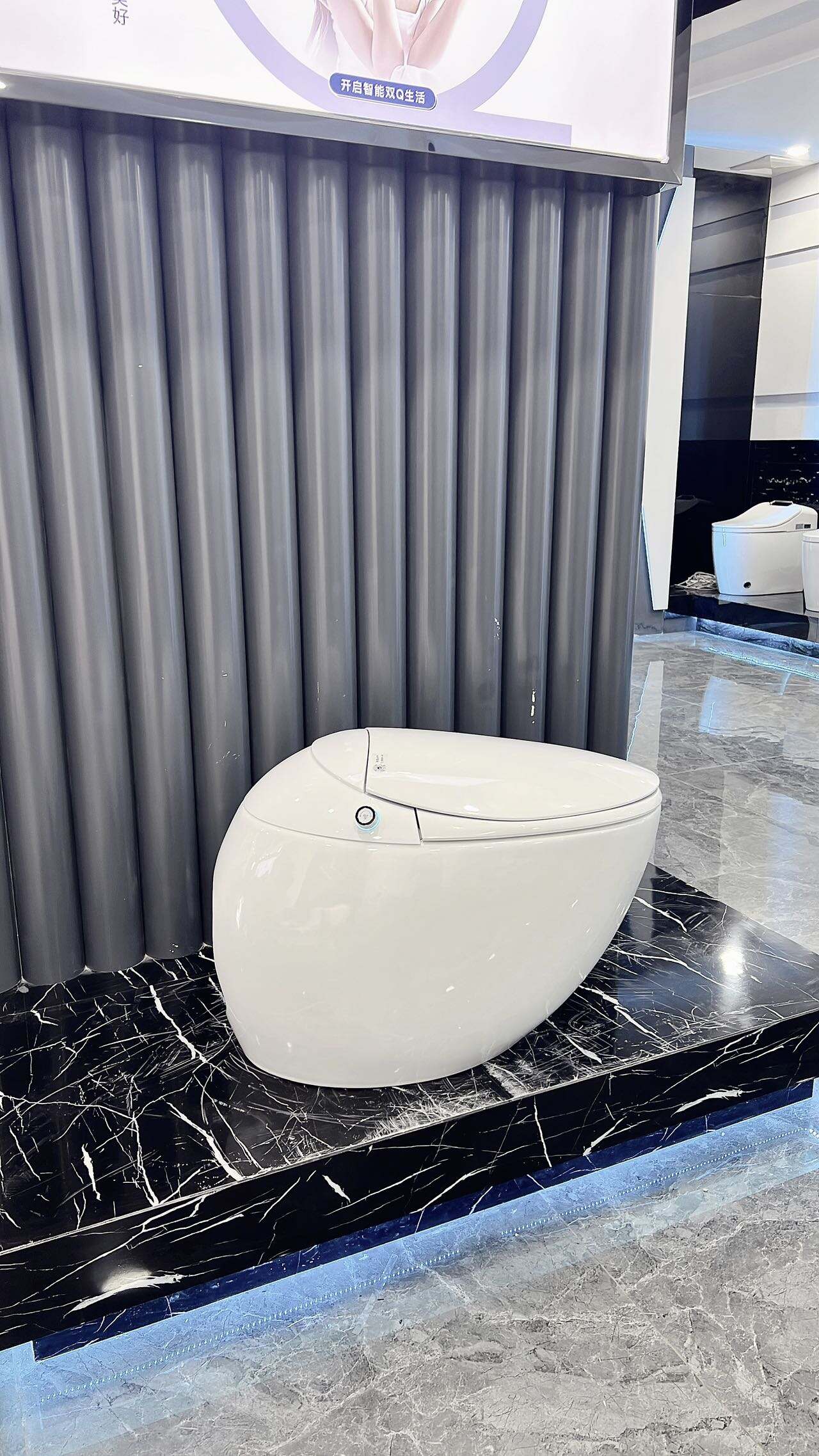 Modern sanitary ware white color floor mounted automatic bathroom water closet intelligent commode ceramic smart toilet supplier