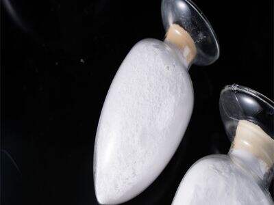 ဓာတုတည်ဆောက်ပုံများတွင် မဂ္ဂနီဆီယမ်အောက်ဆိုဒ်၏ စနစ်ကျမှုသည် အဘယ်နည်း?