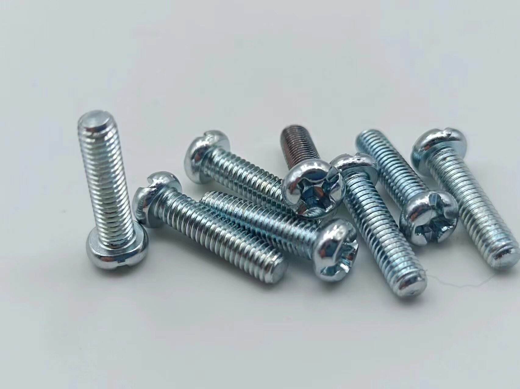 Manufacture Eleven Slot Pan Head iron plated Screw ISO Standard Iron Plated with Blue and White Zinc details