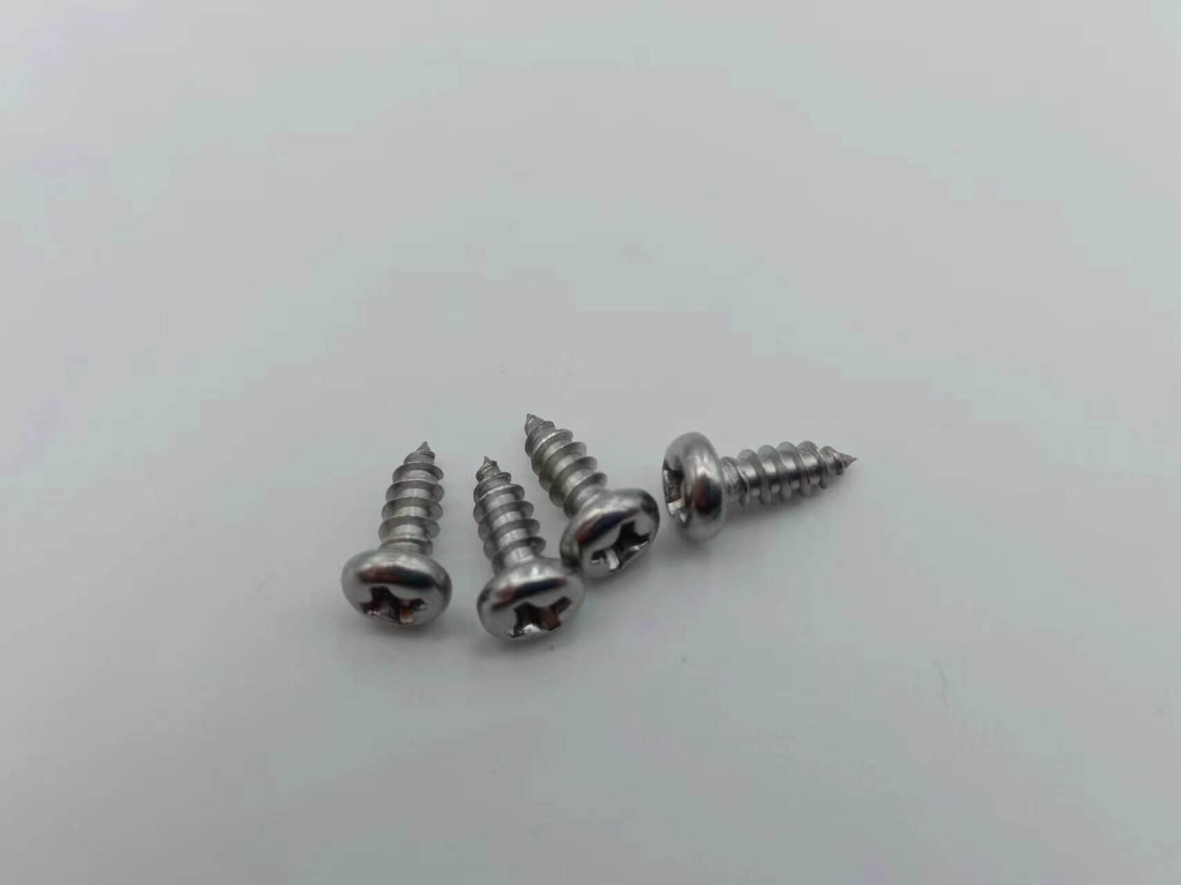 M3X8 Stainless Steel ISO Standard Metric Self-Tapping Screws Pan Head Cross Groove round Head Furniture Installation Accessories supplier