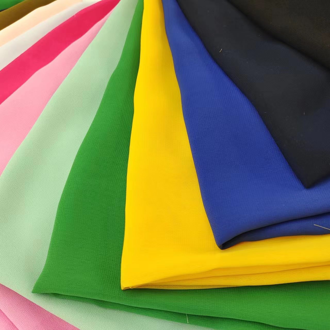 Polyester Georgette Chiffon Plain fabric Woven Fabric for dress factory