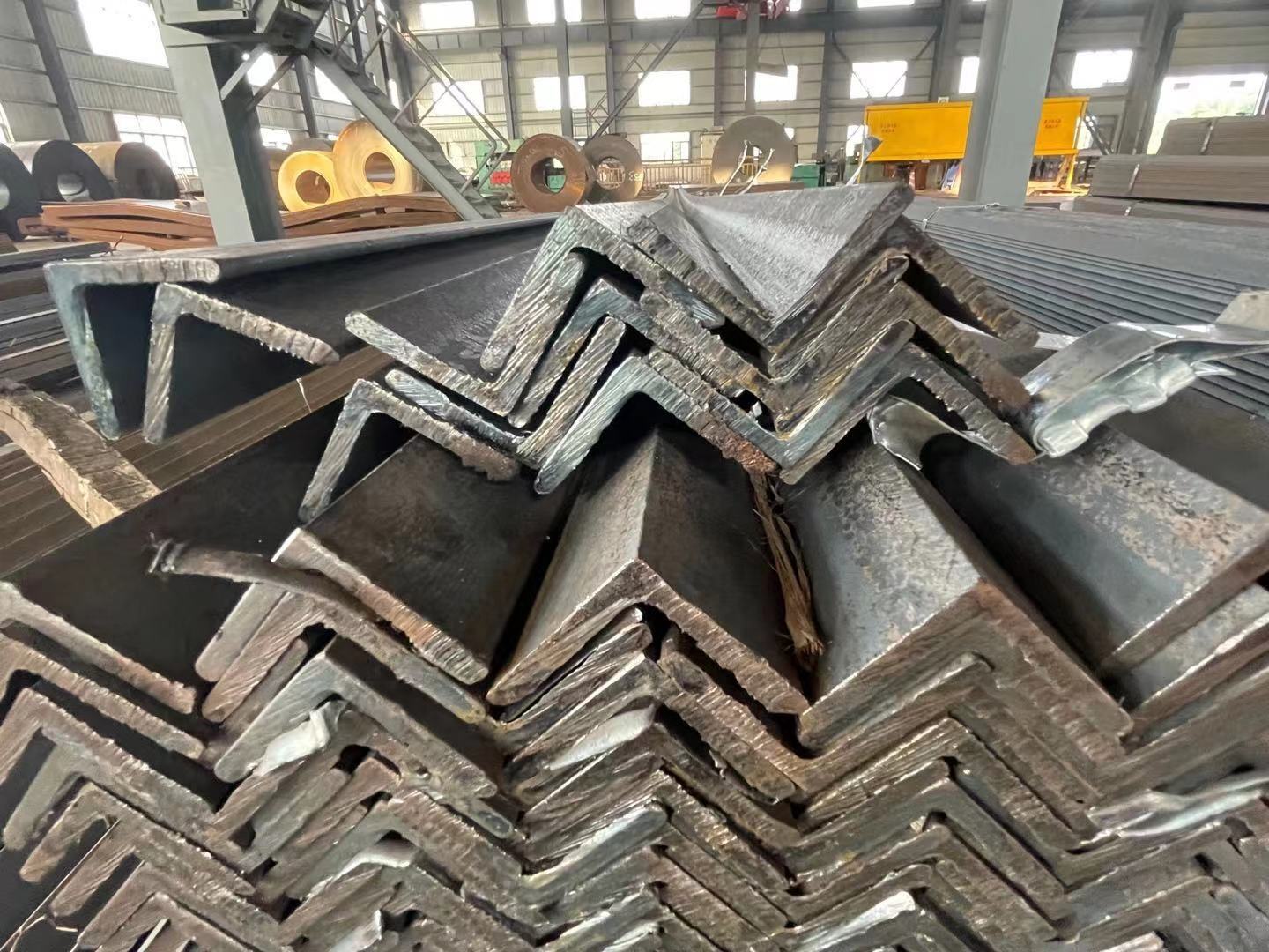 2 Inch Steel L 2 X 2 Galvanized 2 X 6 2.5 2.5 X2 5 Angle Iron Price manufacture