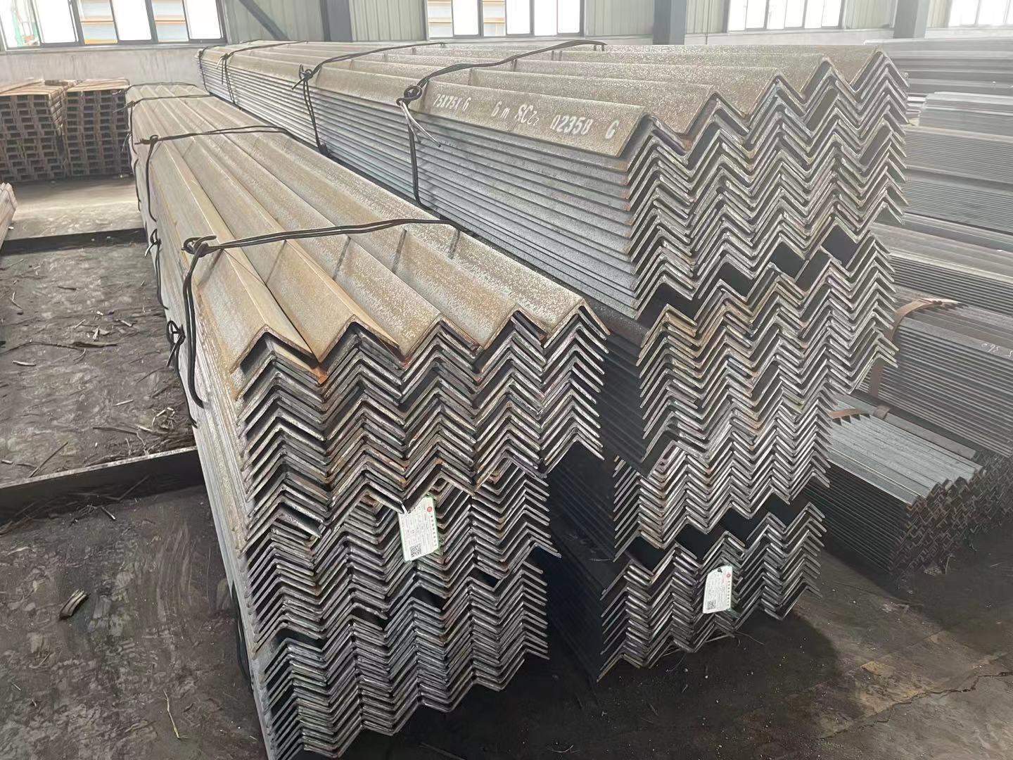 2 Inch Steel L 2 X 2 Galvanized 2 X 6 2.5 2.5 X2 5 Angle Iron Price factory