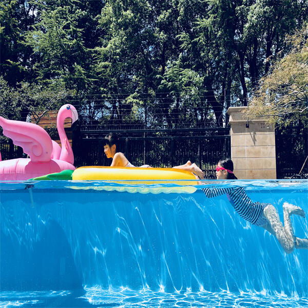 Customized accessories to enhance your pool's functionality and aesthetics