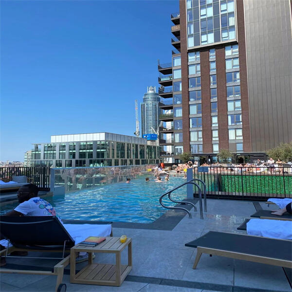 Factors that impact acrylic pool window pricing