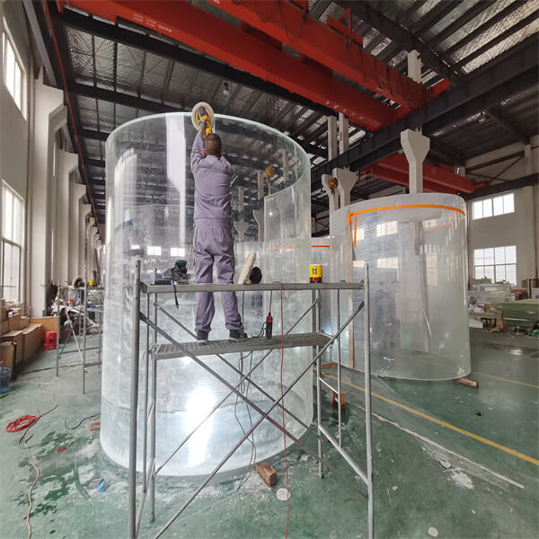 Lernen Sie die Grundlagen der Arbeit mit Acrylplatten