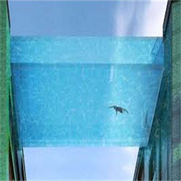 Why Acrylic Beats Glass for Your Swimming Pool