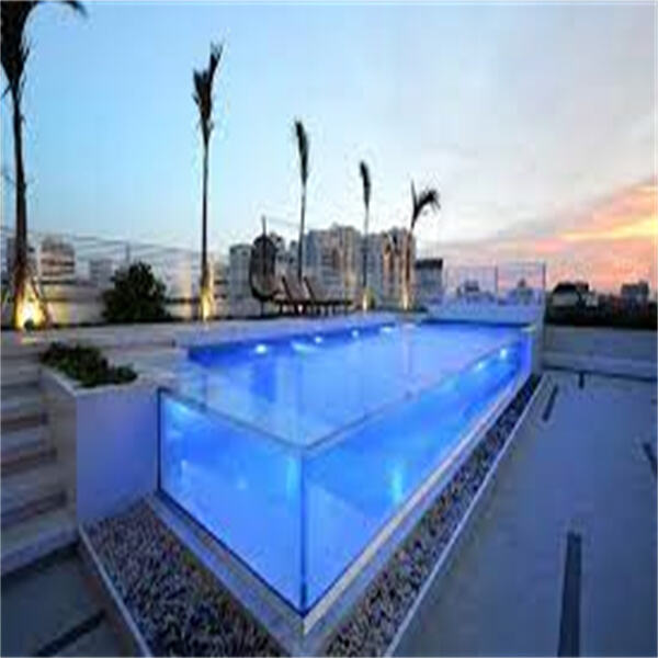 Tailored Plexiglass Pool Features to Fit Your Needs