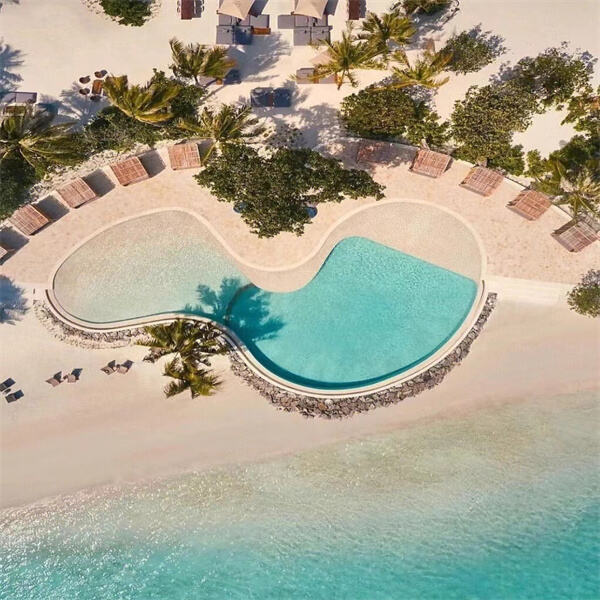 Experience Crystal Clear Water with Our Top-Notch Acrylic Pool Panels!