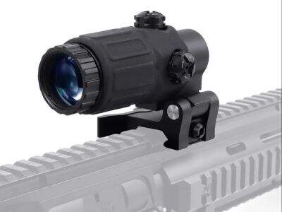 اختيار المنظار البصري المناسب: التكبير الثابت مقابل التكبير المتغير