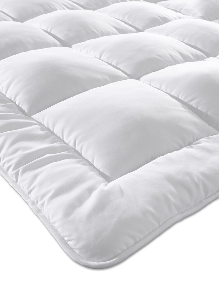 Made in china white winter 100% polyester Classic hollowfiber duvet factory