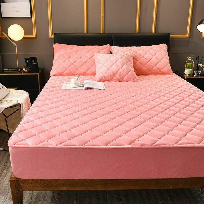 Soft Plush Warm Bed Fitted Sheet Protector Velvet Quilted Thicken mattress cover supplier