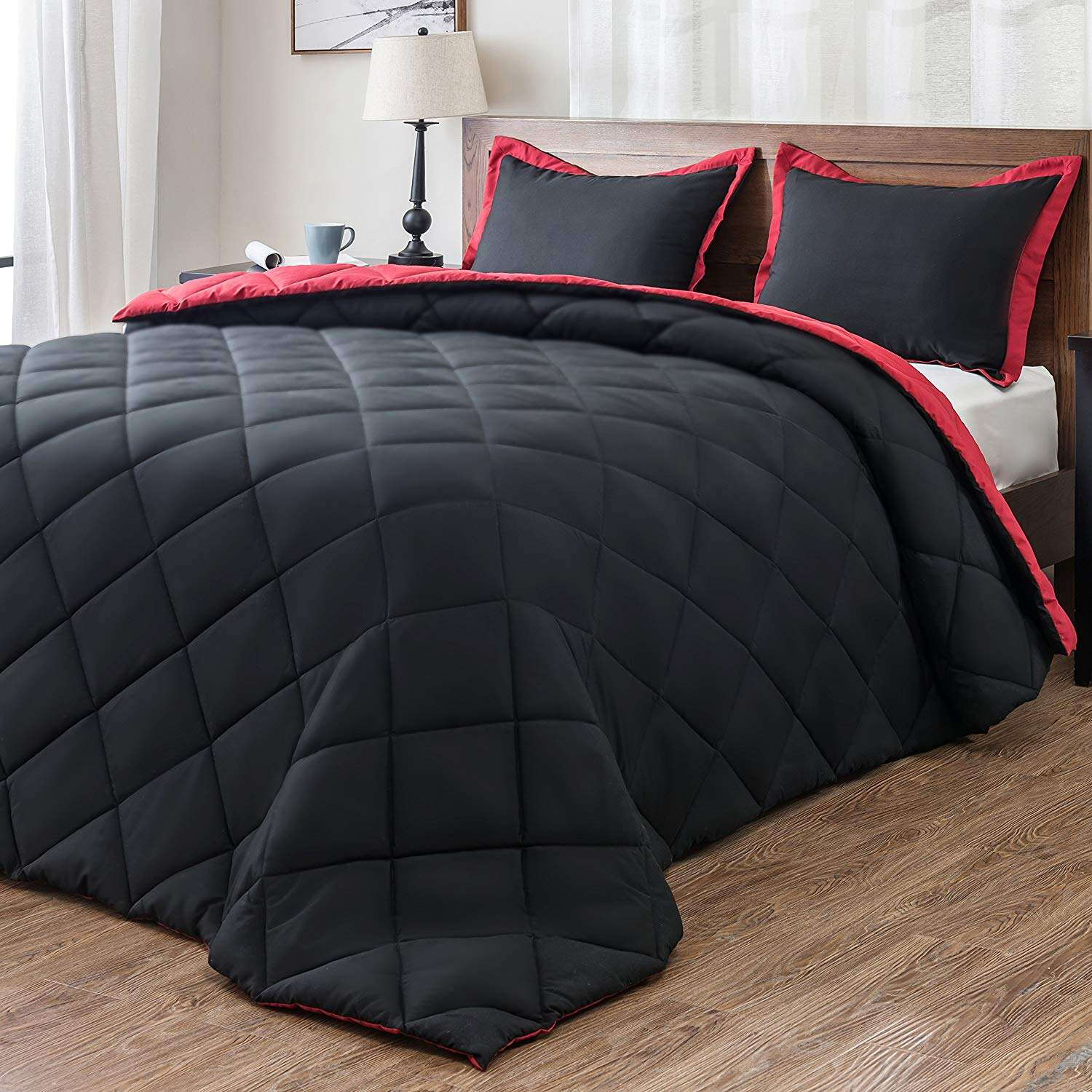 red and blank patchwork solid  polyester microfiber comforter quilt set pillow cover for home and hotel use supplier