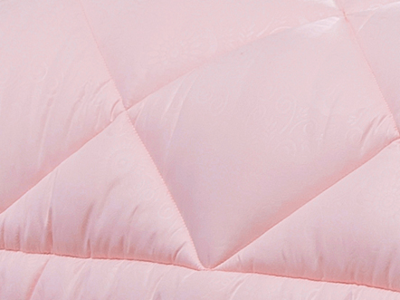 Luxury 100% polyester kng size pink bed duvet comforter factory