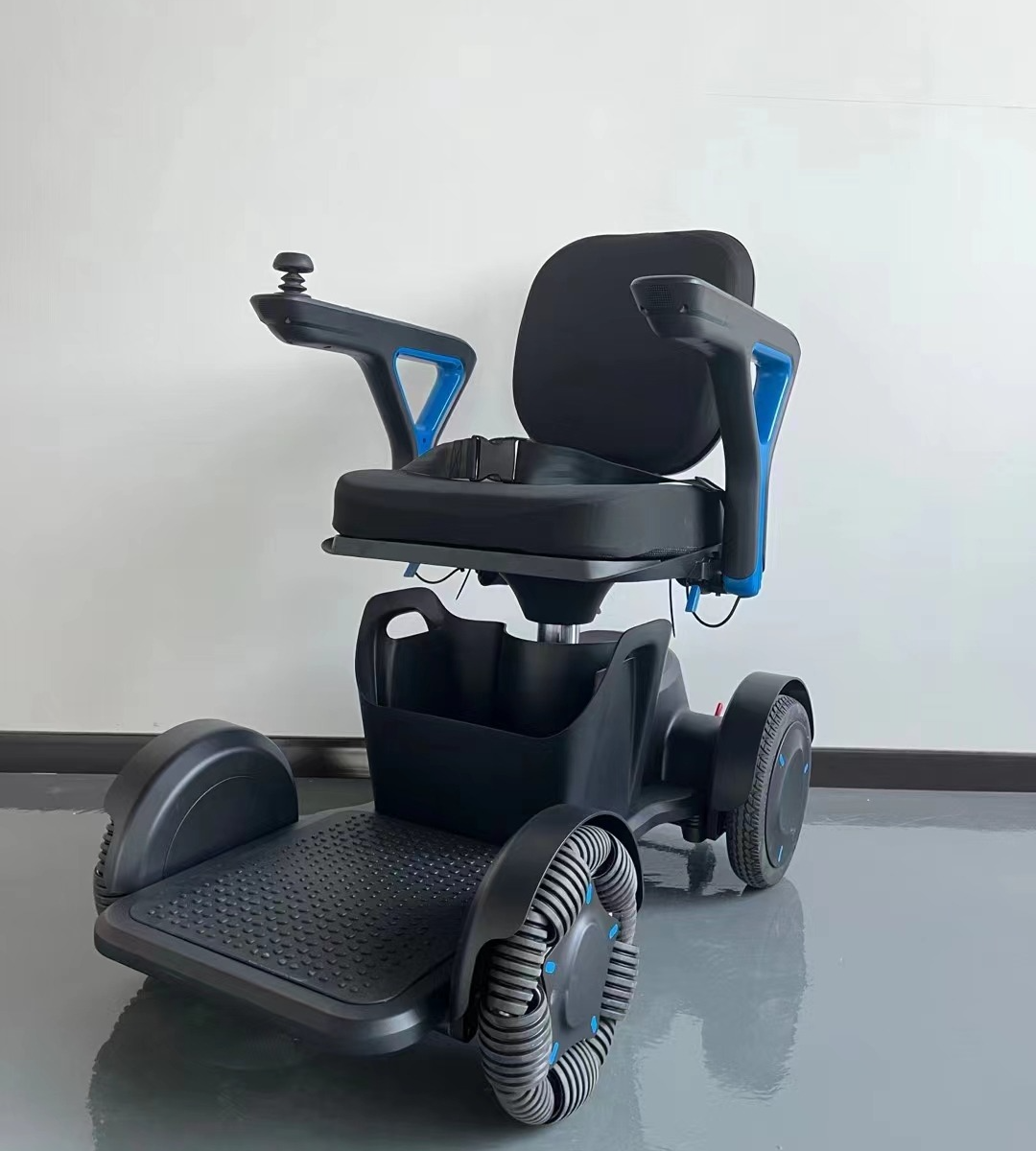 Unmatched Performance and Style with Beiz Medical's Carbon Fiber Electric Wheelchair