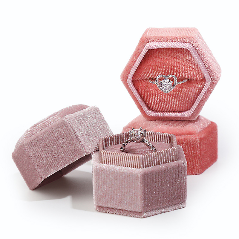 Factory Direct Hexagonal Velvet Jewelry Box for Ring and Stud Earrings  Showcasing a Sumptuous Display for Your Precious Adornments