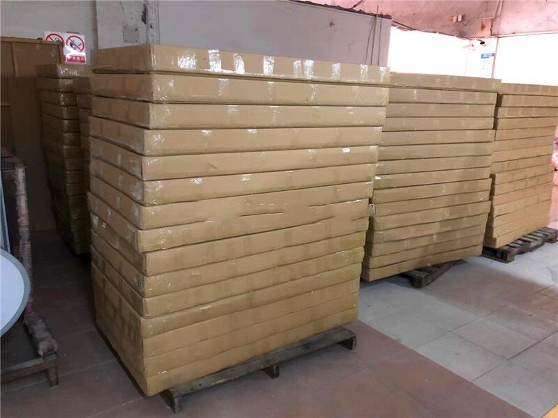 Colorful Frame Mirror Different Sizes Wall Floor Stand Decorative Mirrors manufacture