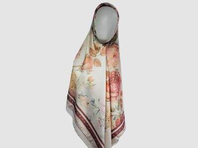 How to Choose the Right Fabric When Buying Hijabs in Bulk