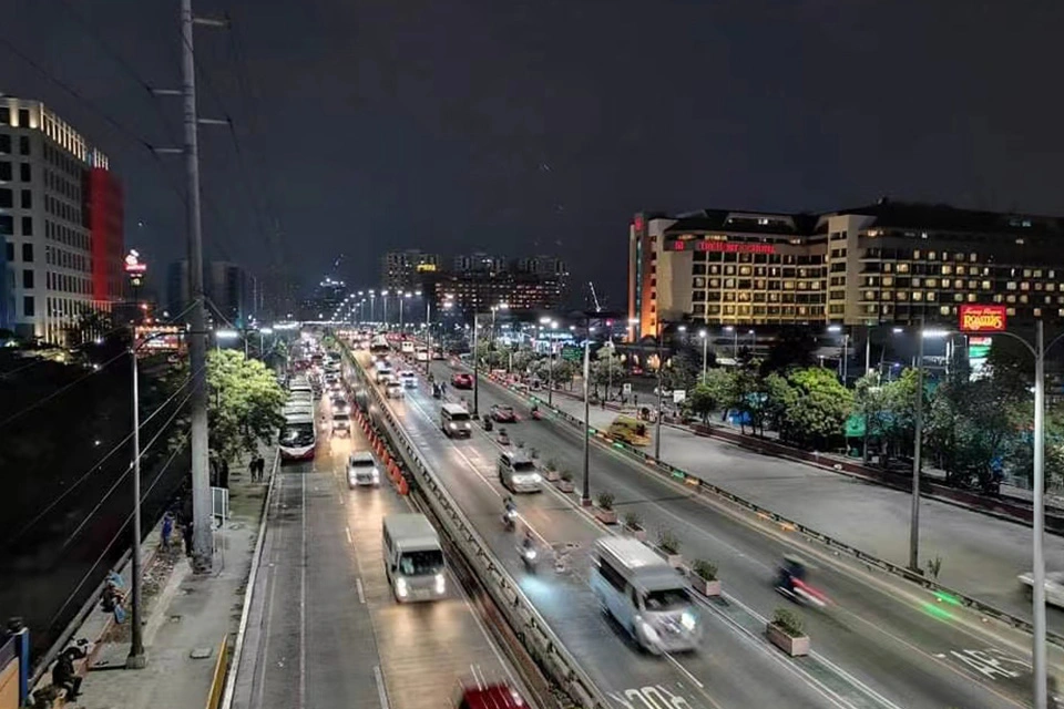 Manila şehrinde, Filipinler'de 560 adet 250W akıllı Led Sokak Lambası