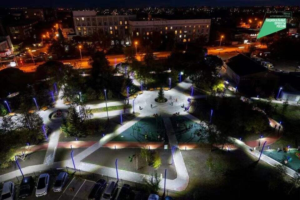 5m 30w morden led garden light in Russian