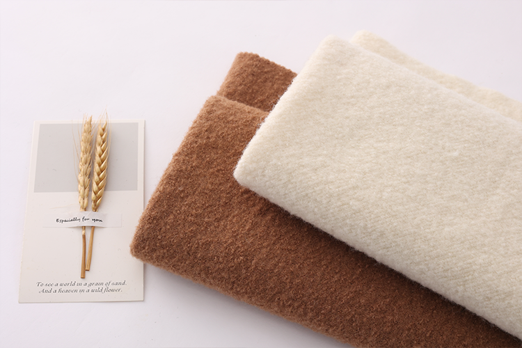 Autumn and winter overcoat woolen fabric heavyweight plain dyed knitted 100 wool felt fabric wholesale details