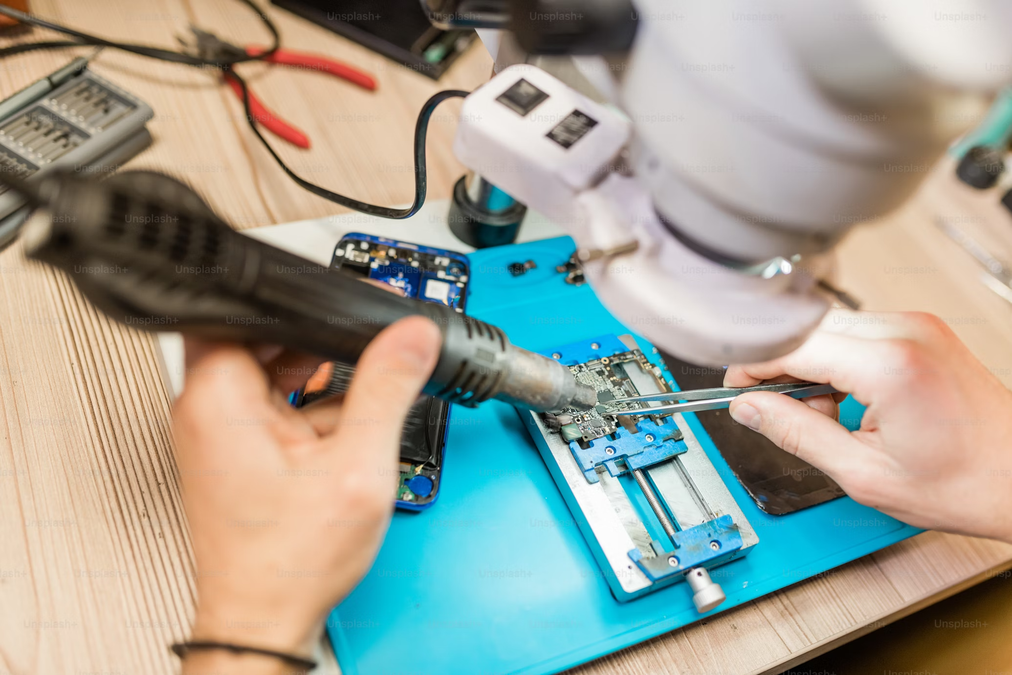 Exploring the Versatility of Soldering Machines