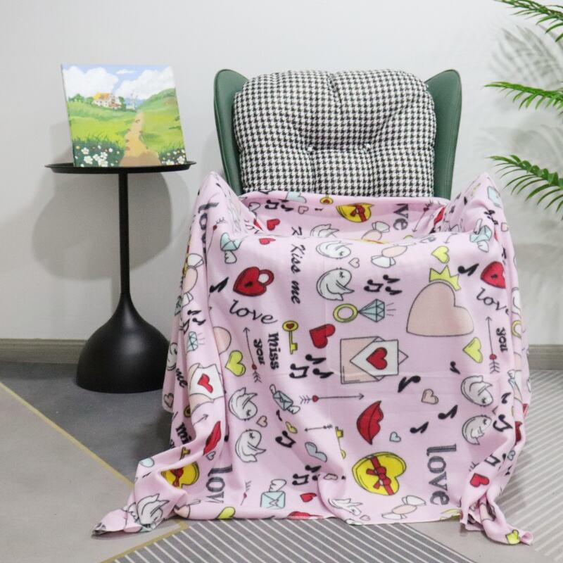 Love Elements Pattern Printing Polar Fleece Blanket factory