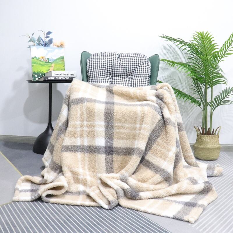 Brown Black Double Layer Striped Sherpa Blanket factory