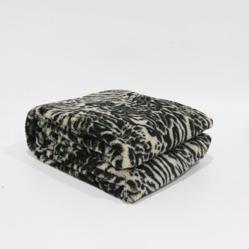 Leopard Print Sherpa Blanket  manufacture