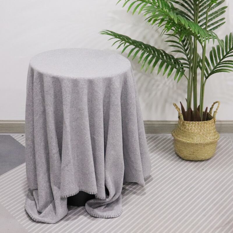 Heather Grey Yarn Dye Polar Fleece Blanket manufacture