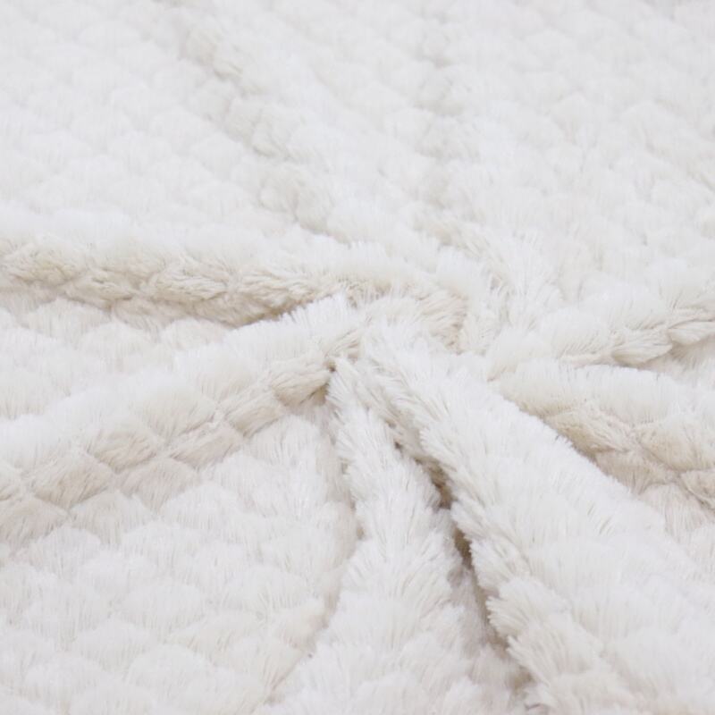 Beige Scale Pattern Brushing PV Blanket manufacture