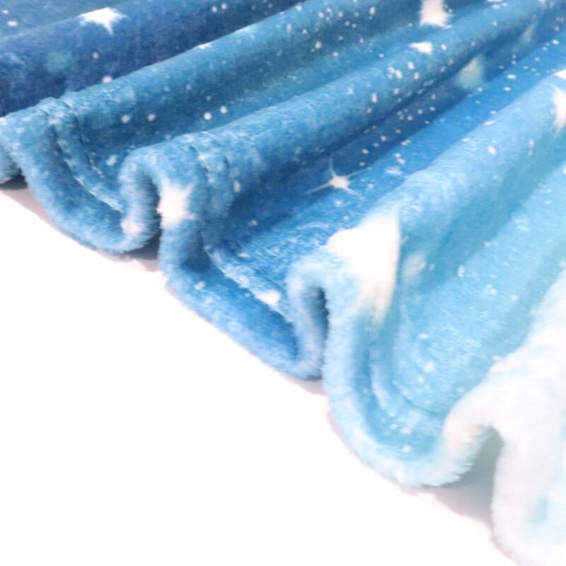 Three Dimensional Christmas Tree Flannel Blanket manufacture