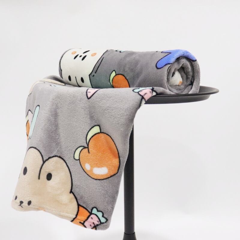 Rabbits Printing Single Layer Flannel Blanket factory