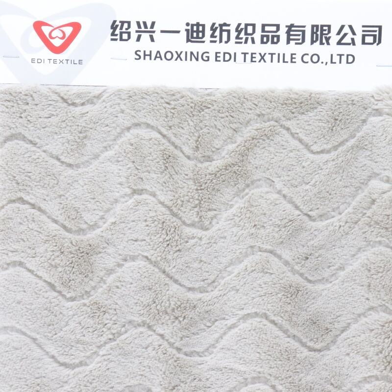 Wave Pattern Brushed PV Fleece Fabric manufacture