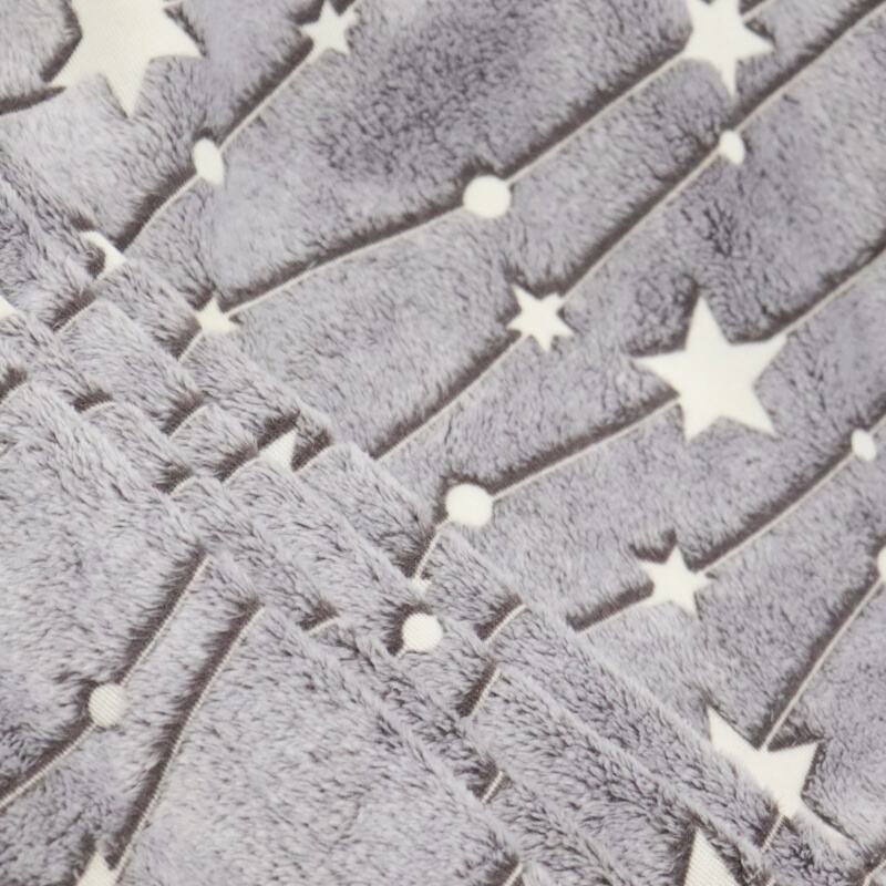 Star Glow In The Dark Flannel Blanket supplier