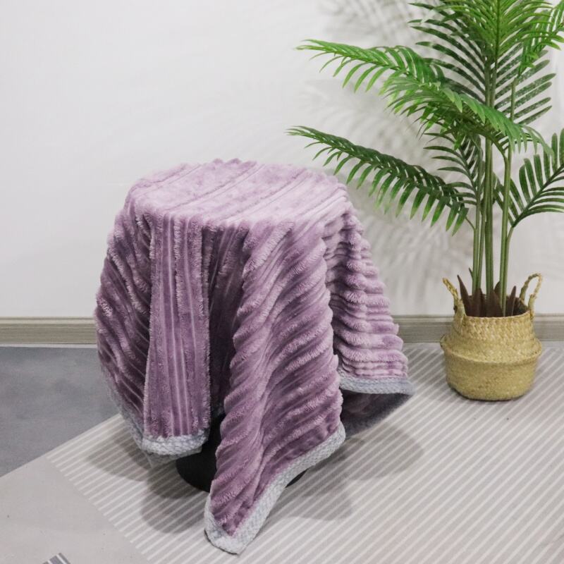 Grape Purple Stripes Jacquard Flannel Blanket supplier