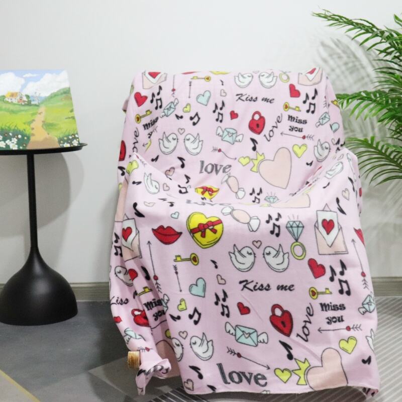 Love Elements Pattern Printing Polar Fleece Blanket supplier