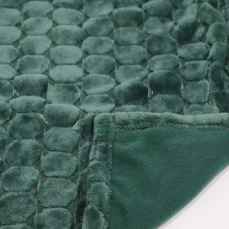 Dark Green Pineapple Check Jacquard Flannel Blanket details