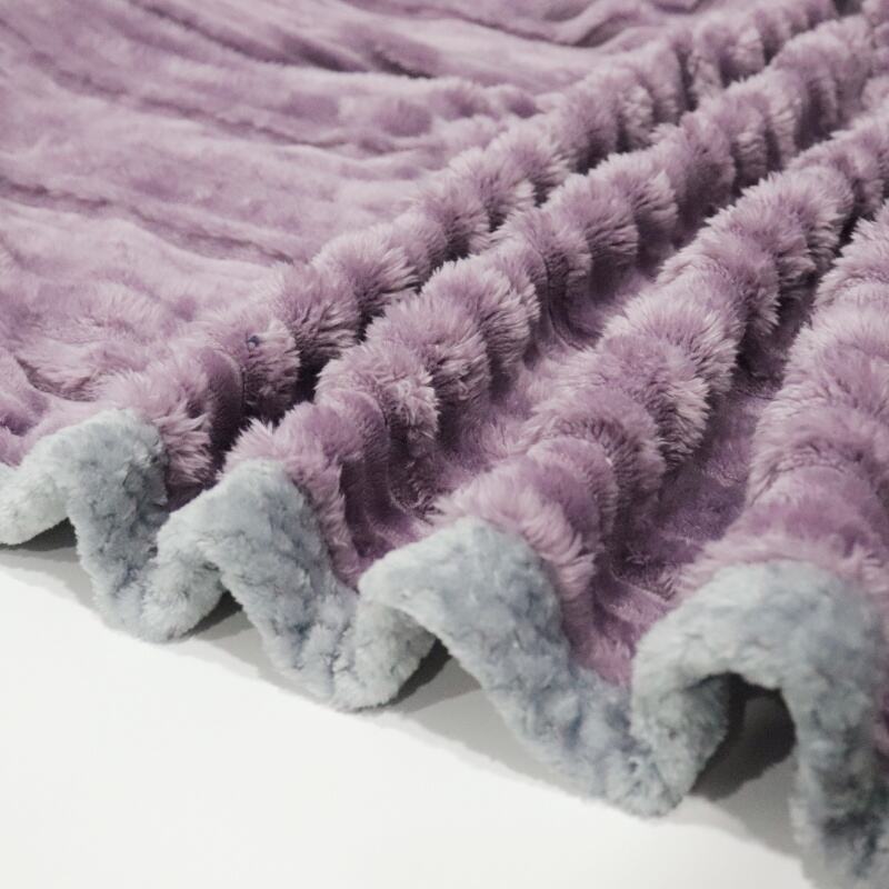 Grape Purple Stripes Jacquard Flannel Blanket manufacture