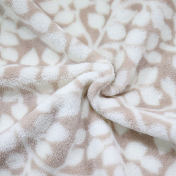 The Benefits of Using Soft Fleece Fabric