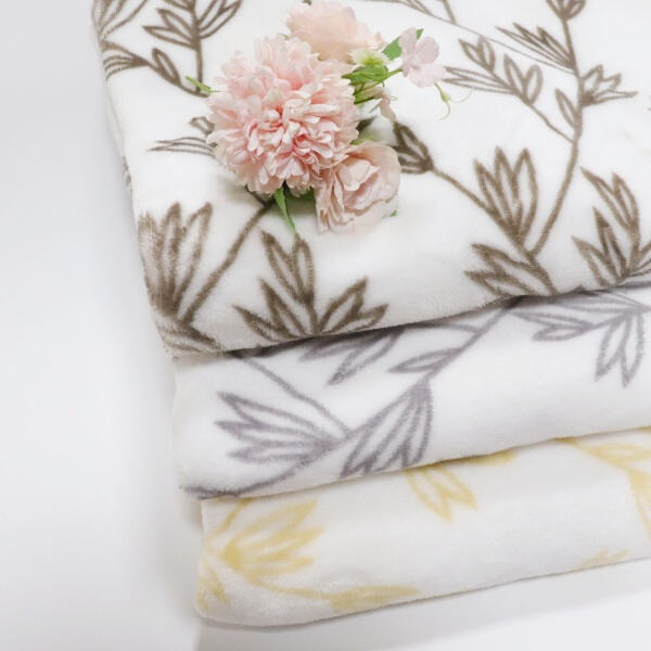 Savings and warmth with our bulk throw blanket bundles.