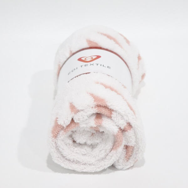 Sherpa Fleece Blanket - Styles and Elegance