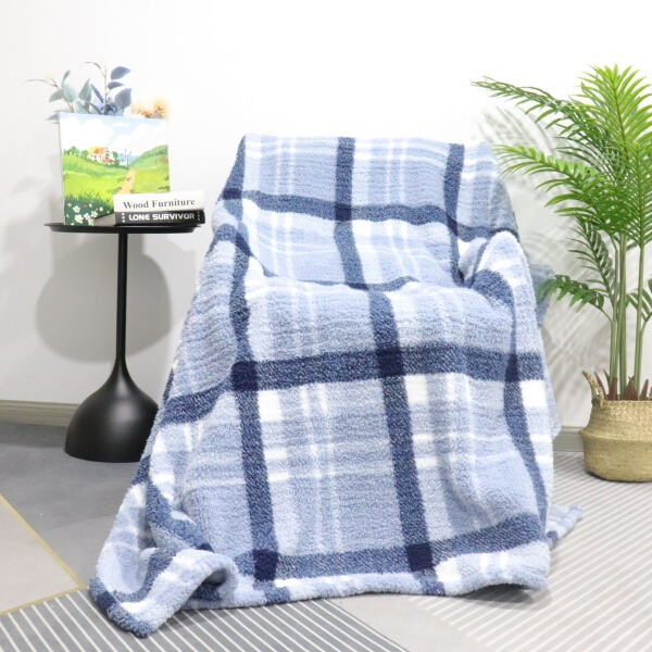 Snuggle up in a luxurious sherpa throw