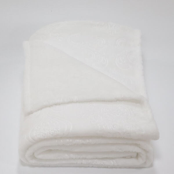 Our Soothing White Soft Faux Fur Luxury Blankets