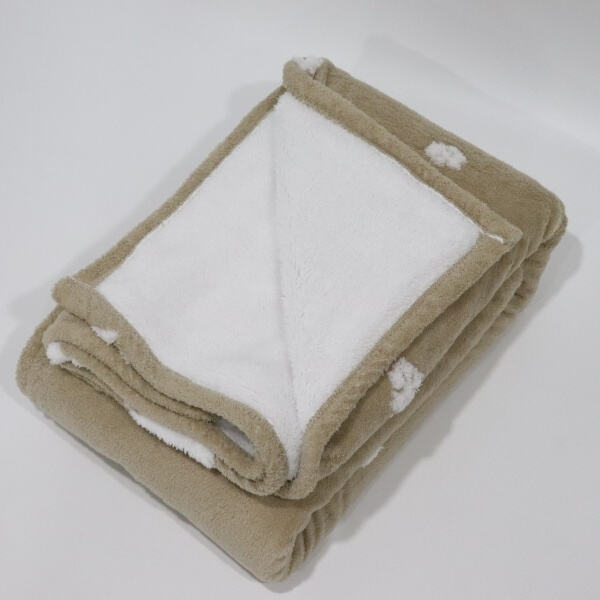 Give Your Home a Luxurious Feel With the Sherpa Fleece Throw Blanket