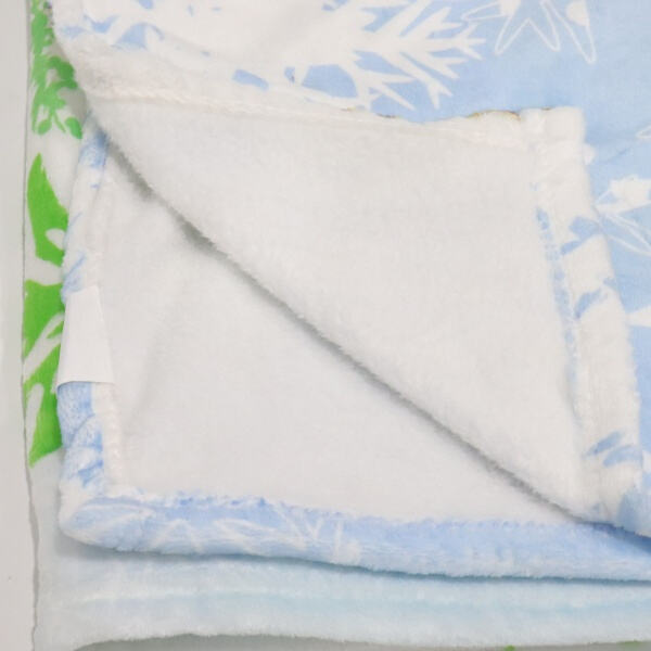 Versatile uses of polyester fleece in clothing and home decor
