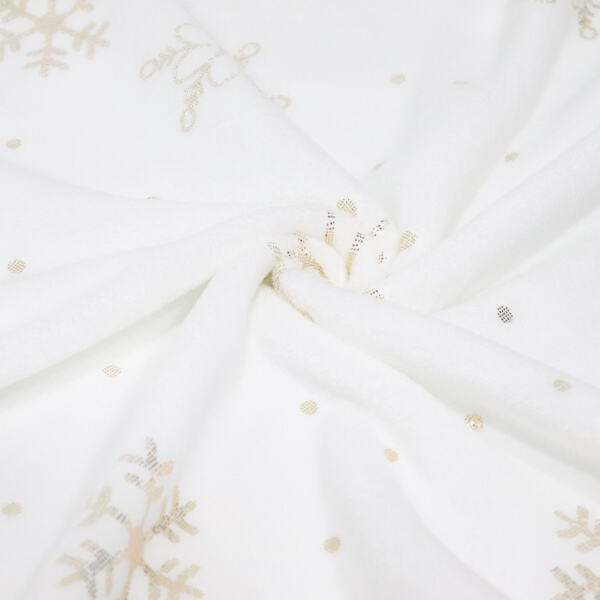Snuggle Up with a Festive Christmas Fluffy Blanke
