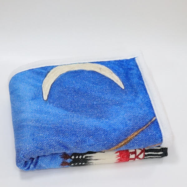 There's so much more left to giveWrap up in our comfy blanket